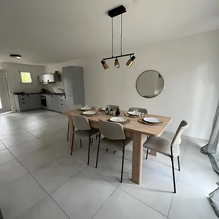 Maison Chaleureuse 1