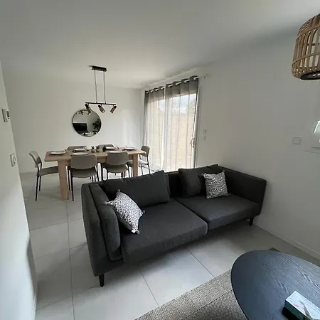 Дом отдыха Maison Chaleureuse 1 Сен-Жени-Лаваль