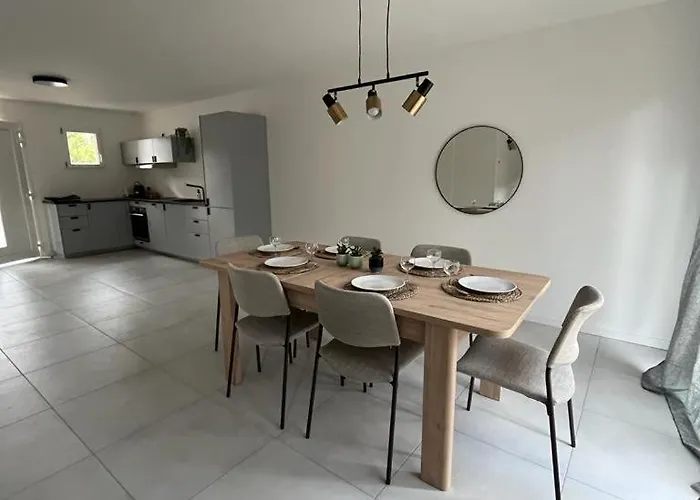 Maison Chaleureuse 1