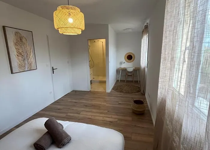 בית נופש Maison Chaleureuse 1 *